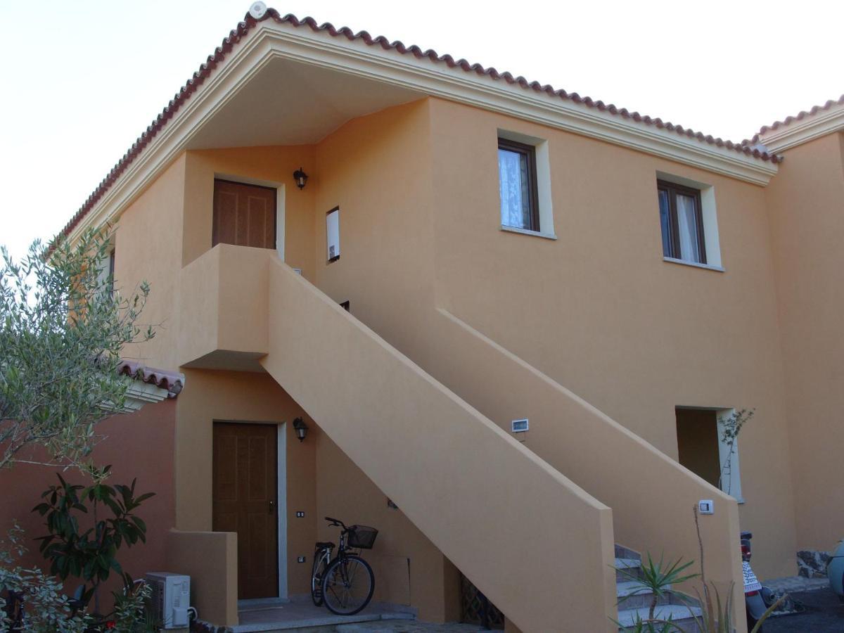 Casadelfaro Primo Piano 600Mt Dalla Spiaggia オルビア エクステリア 写真